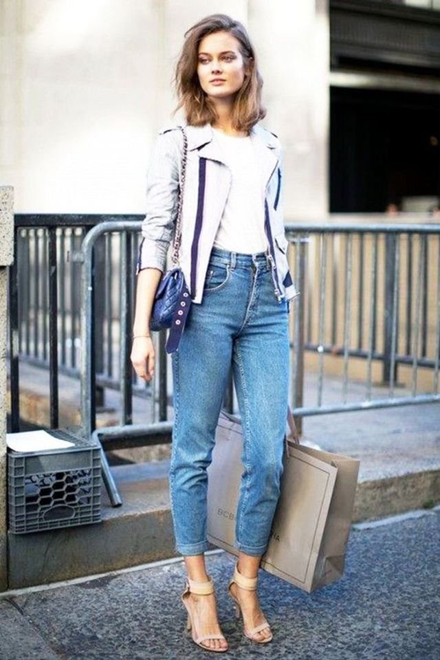 /storage/shares/uploads/files/large_Fustany-Style_Ideas-Street_Style-How_to_Wear_Mom_Jeans-Outfits-3.jpg